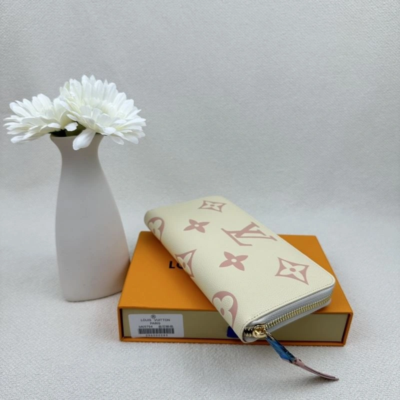Elegant Louis Vuitton Wallets Purse 88067