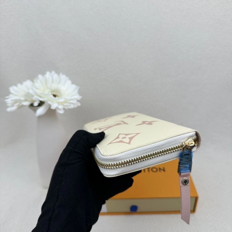 Elegant Louis Vuitton Wallets Purse 88067