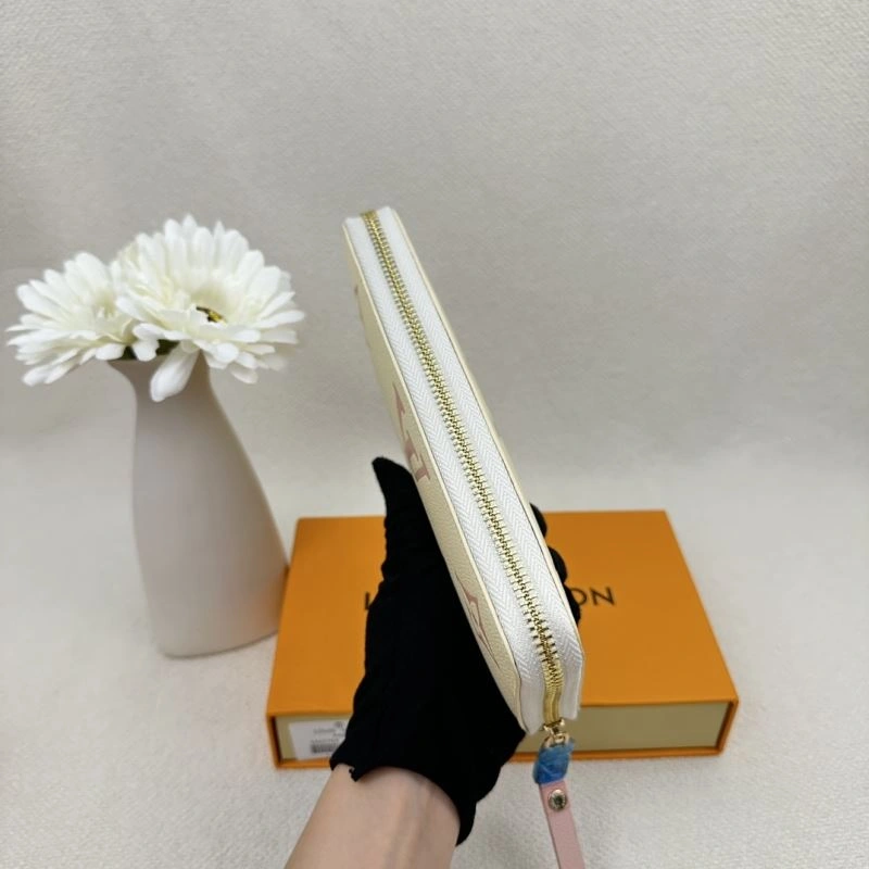 Elegant Louis Vuitton Wallets Purse 88067