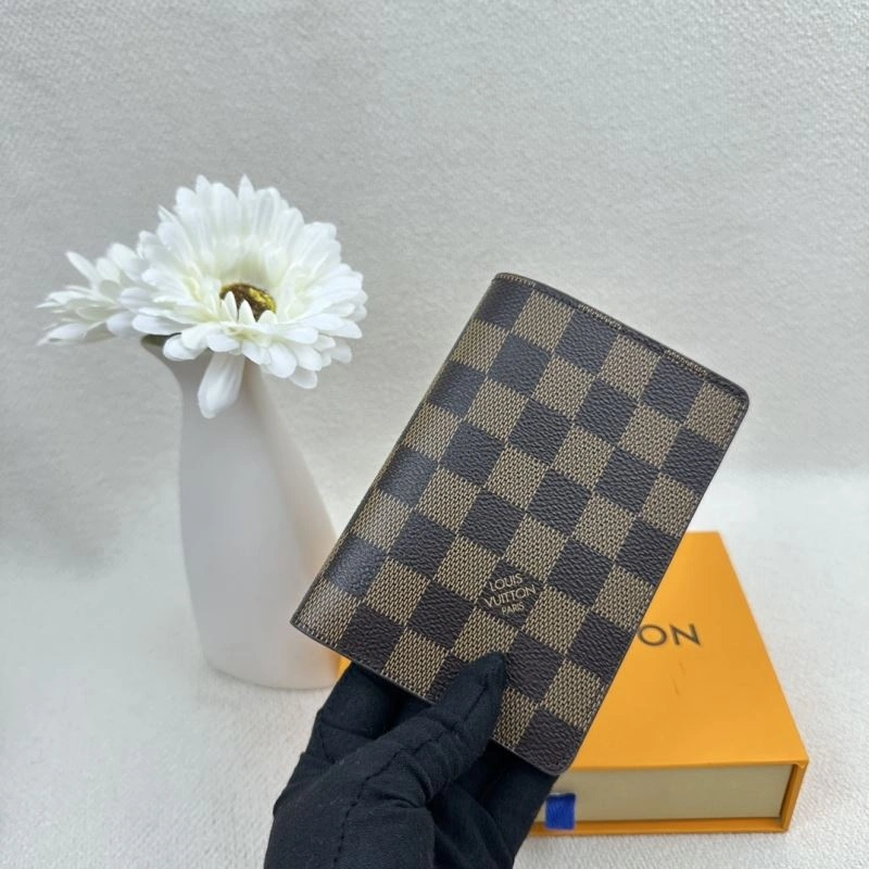 Practical Louis Vuitton Wallets Purse 88135