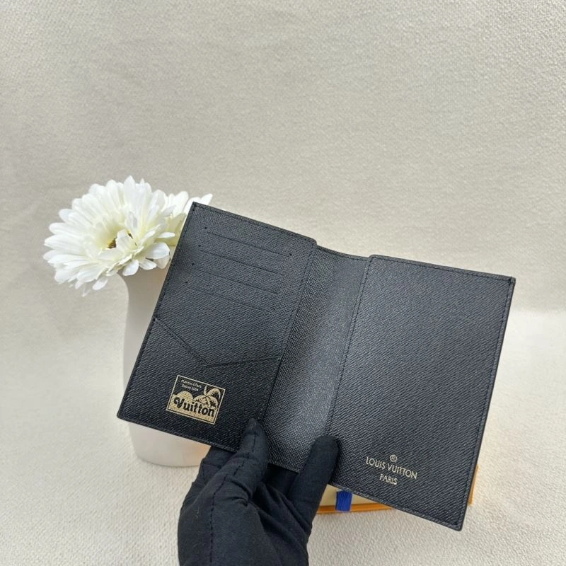 Practical Louis Vuitton Wallets Purse 88052