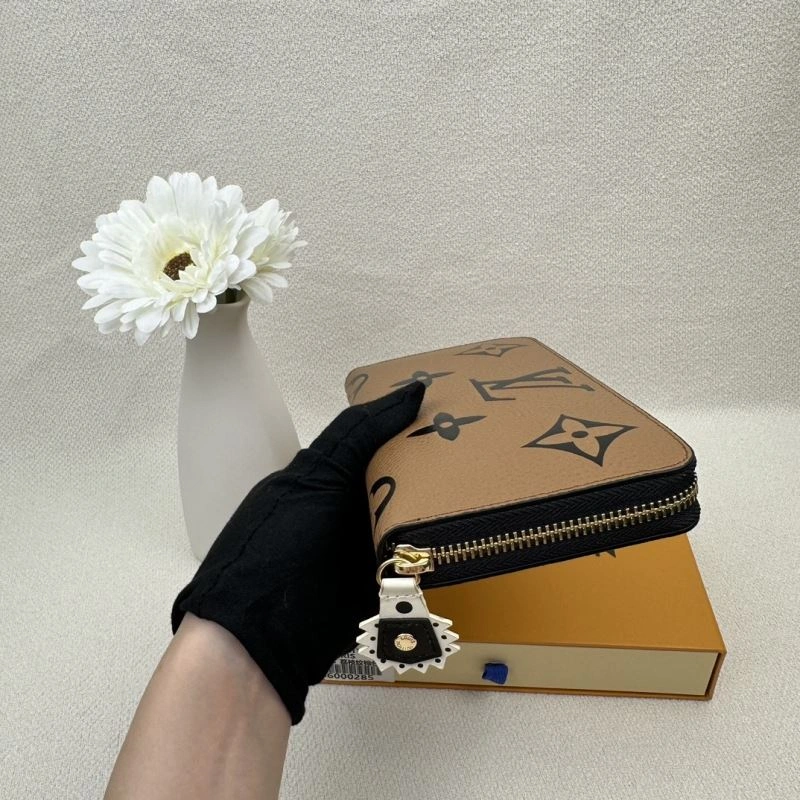 SoftTouch Louis Vuitton Wallets Purse 88050