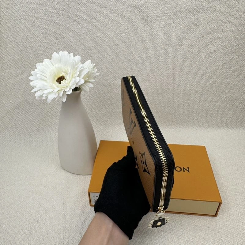 SoftTouch Louis Vuitton Wallets Purse 88050