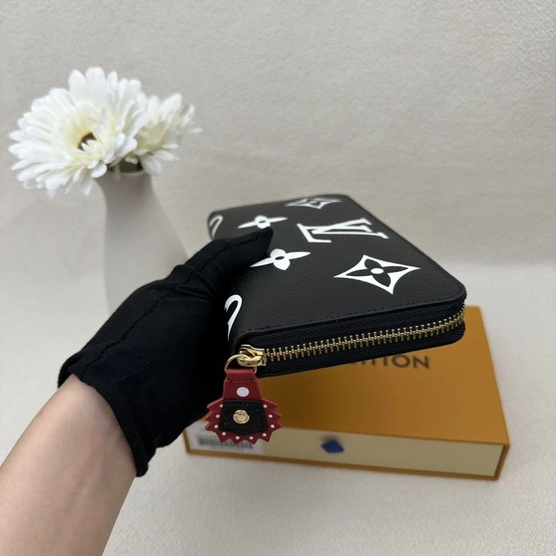 Functional Louis Vuitton Wallets Purse 88087