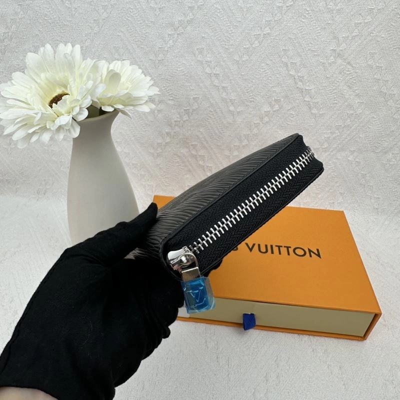 Sleek Louis Vuitton Wallets Purse 88034
