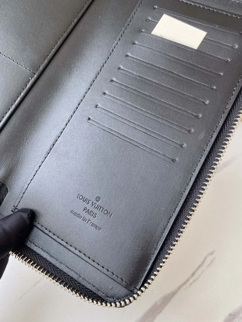 Compact Louis Vuitton Wallets Purse 88011
