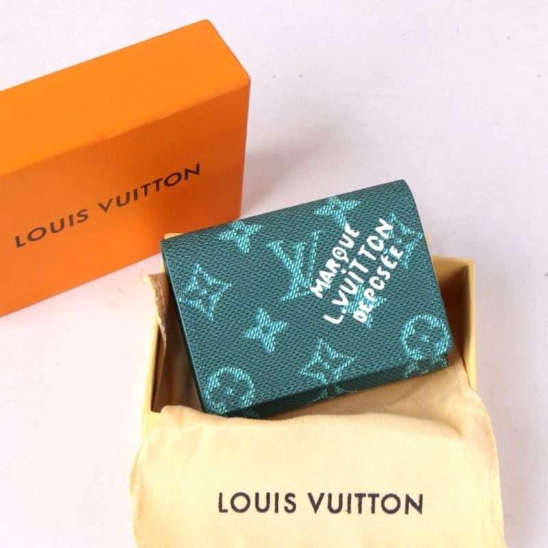 Louis Vuitton Wallets Purse WeatherProof 87976