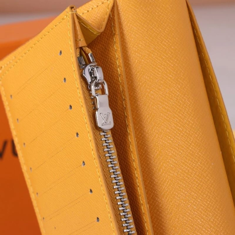 Versatile Louis Vuitton Wallets Purse 87971