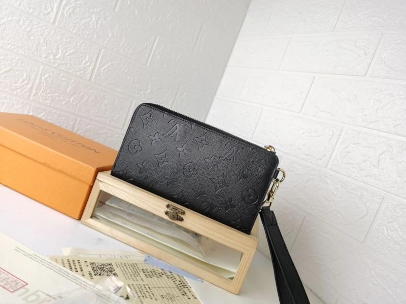 ModernLook Louis Vuitton Wallets Purse 87965