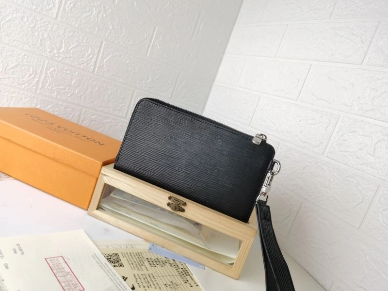 Louis Vuitton Wallets Purse QuickDry 88005