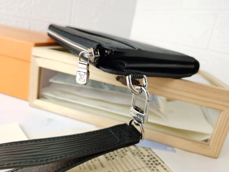 Louis Vuitton Wallets Purse QuickDry 88005