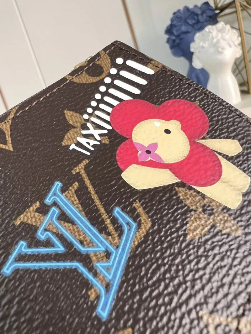 Louis Vuitton Wallets Purse WellDesigned 40954