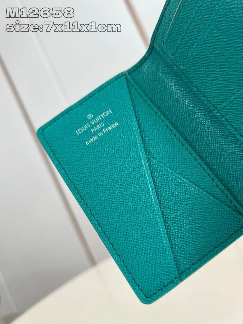 Sporty Louis Vuitton Wallets Purse 40989