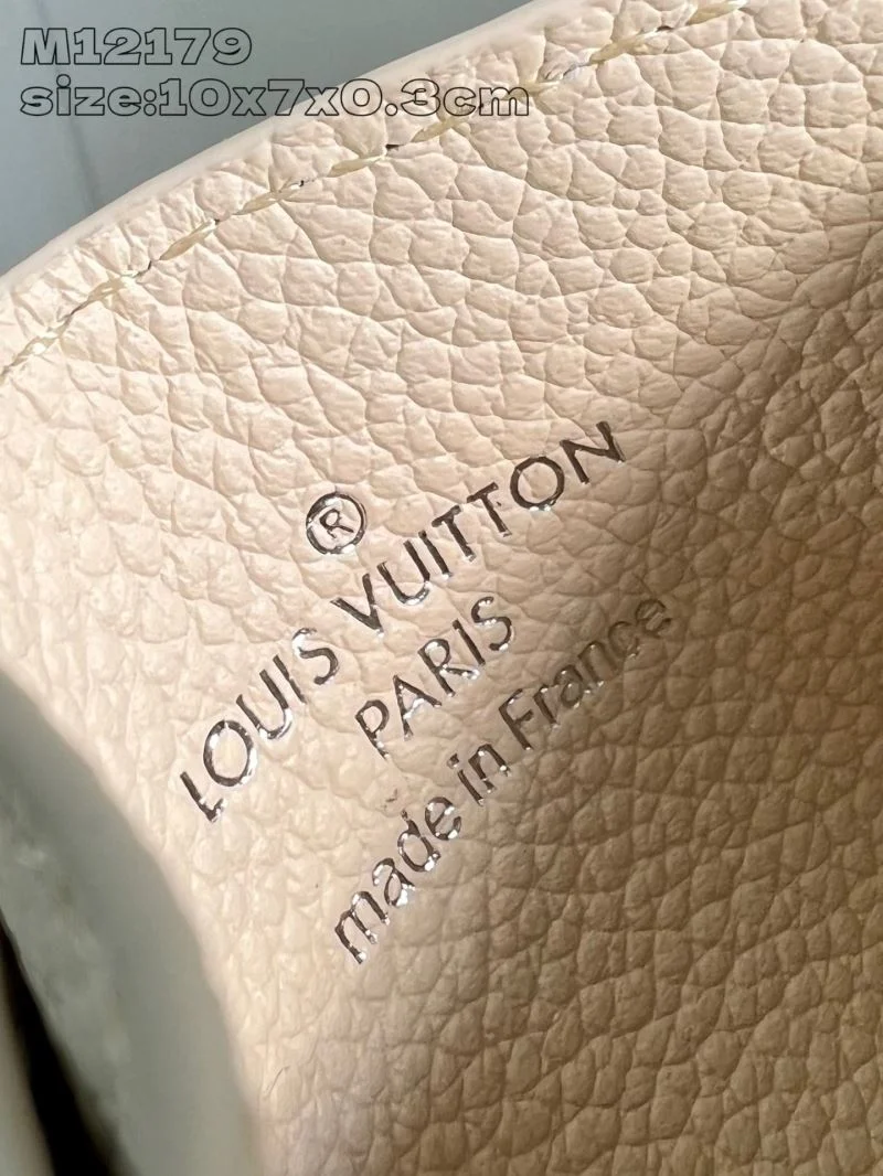 Louis Vuitton Wallets Purse StreetReady 40939