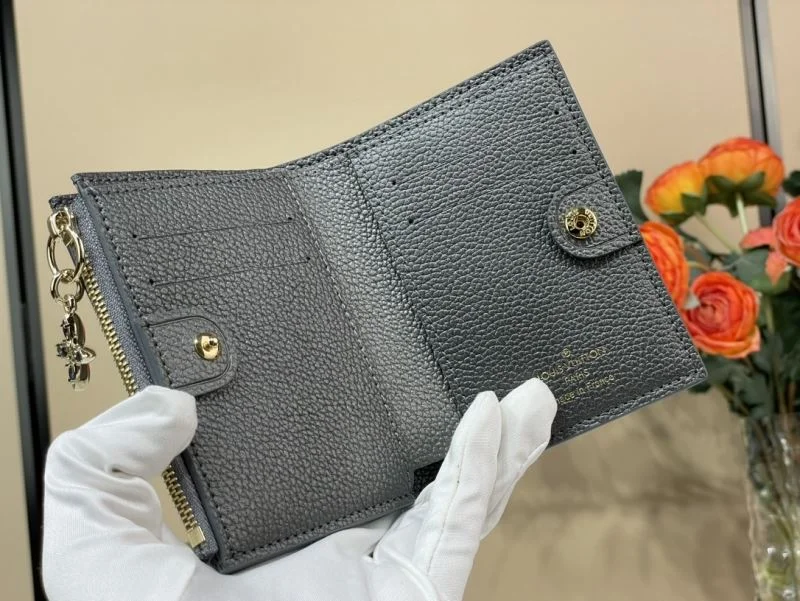 UrbanChic Louis Vuitton Wallets Purse 40945