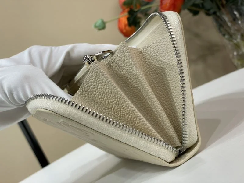 Comfortable Louis Vuitton Wallets Purse 40943