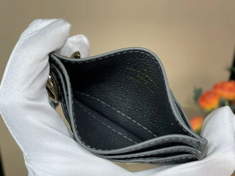 Louis Vuitton Wallets Purse WellDesigned 40922