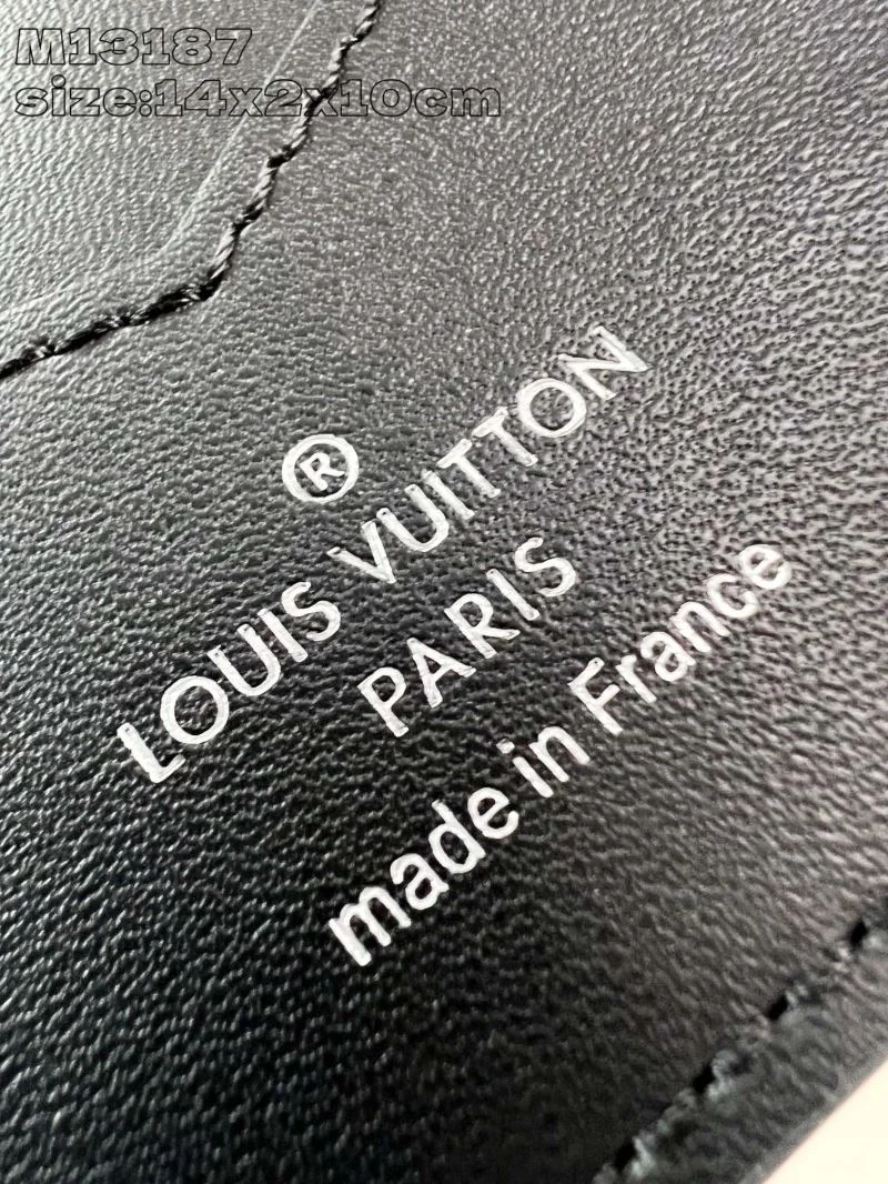 Louis Vuitton Wallets Purse Versatile 40930