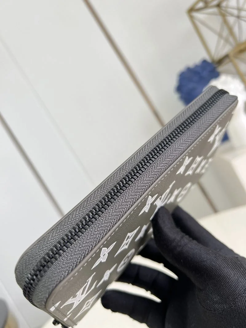QuickDry Louis Vuitton Wallets Purse 40895