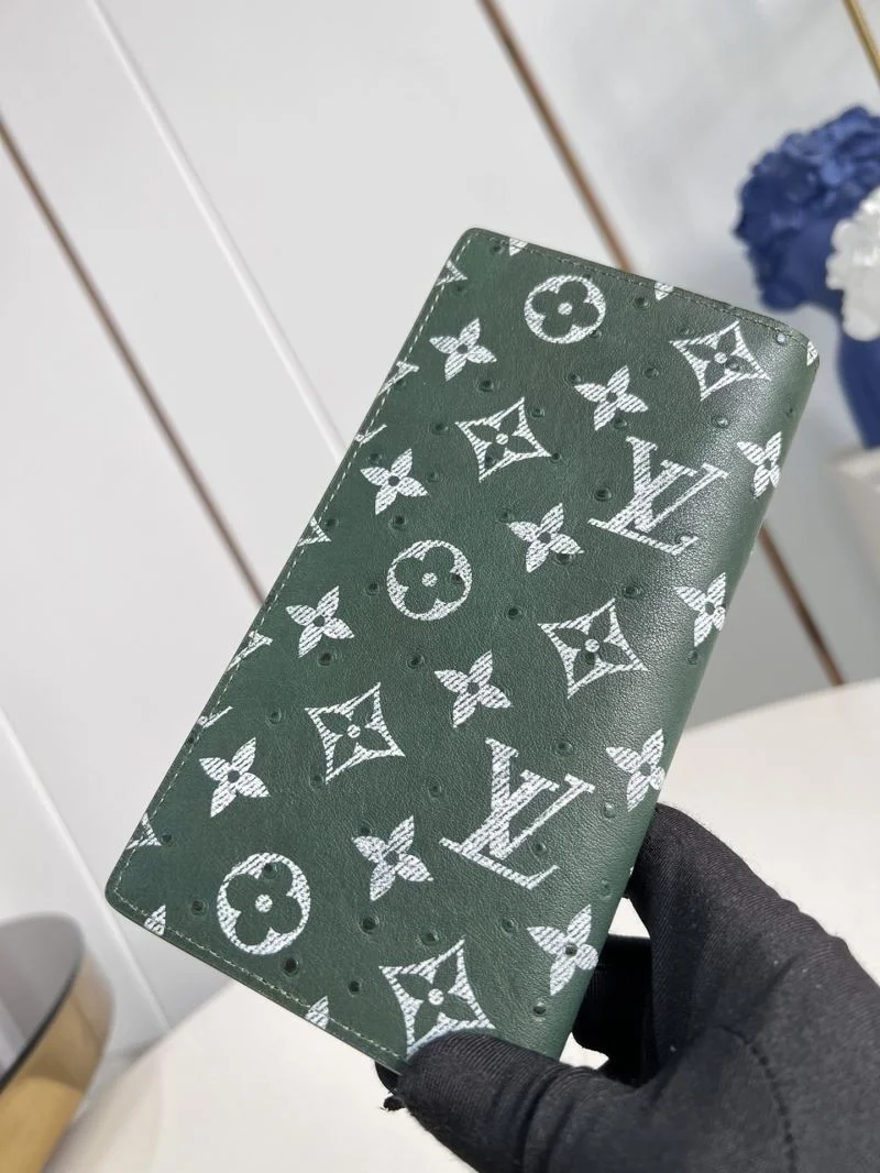Snug Louis Vuitton Wallets Purse 40891
