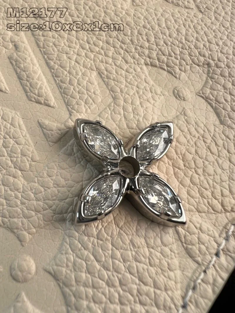 Breathable Louis Vuitton Wallets Purse 40866