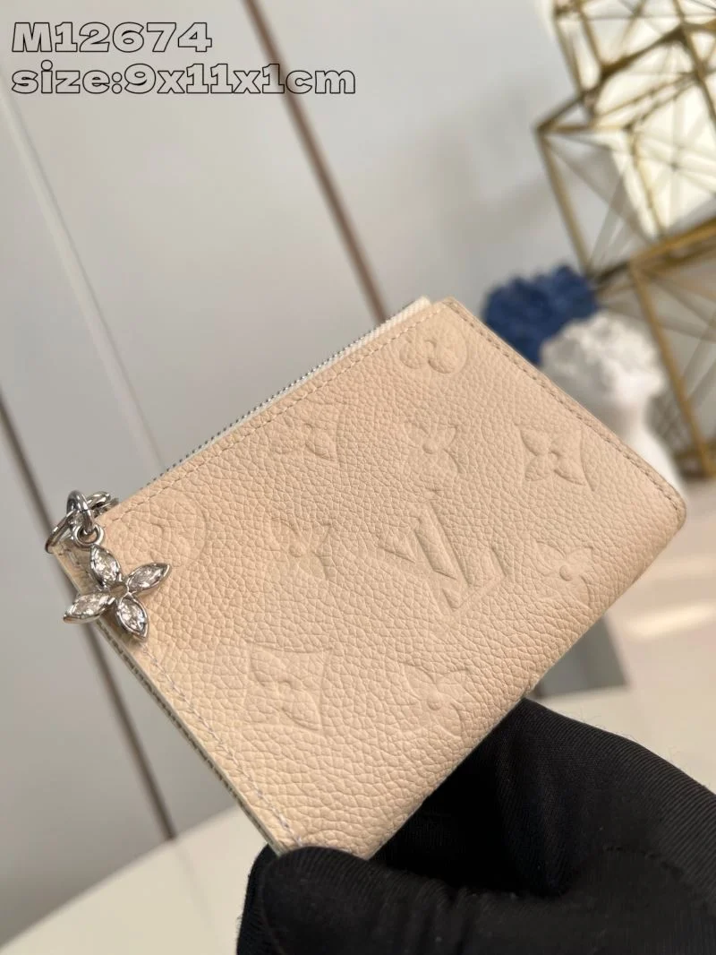Seasonal Louis Vuitton Wallets Purse 40857