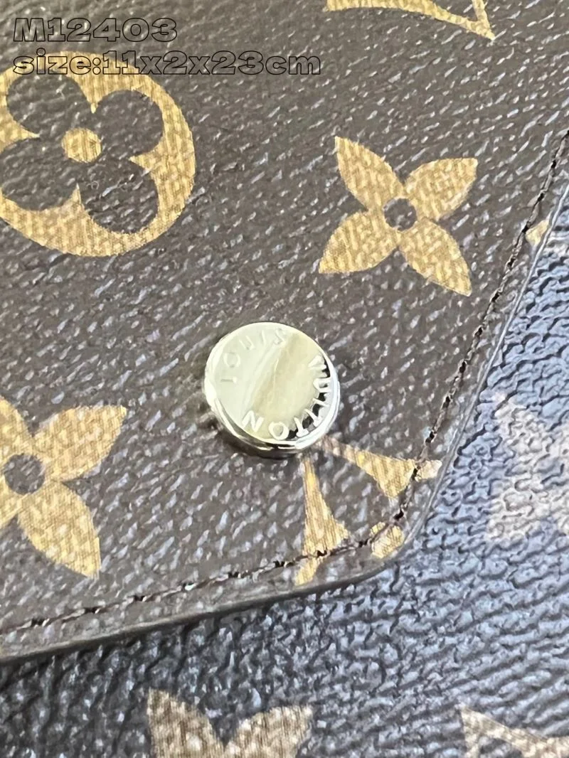 Resilient Louis Vuitton Wallets Purse 40888