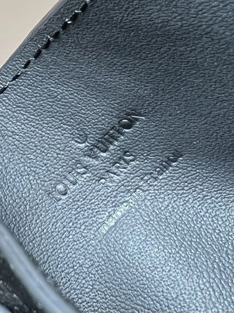 Louis Vuitton Wallets Purse Minimalist 40818