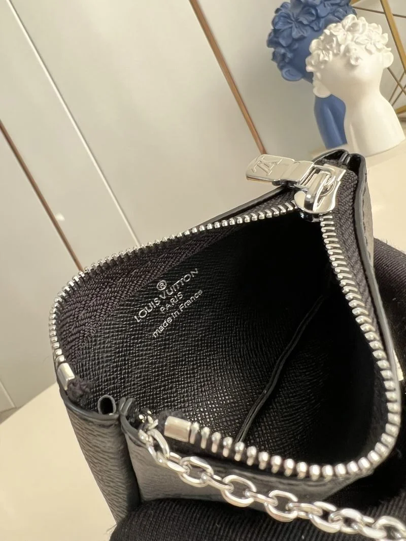 EyeCatching Louis Vuitton Wallets Purse 40854