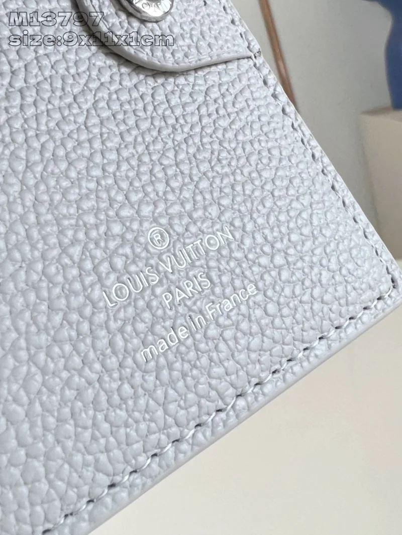 Stylish Louis Vuitton Wallets Purse 40245