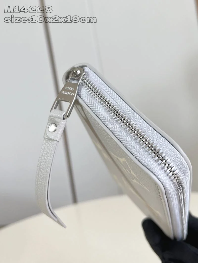 Louis Vuitton Wallets Purse Unisex 40236