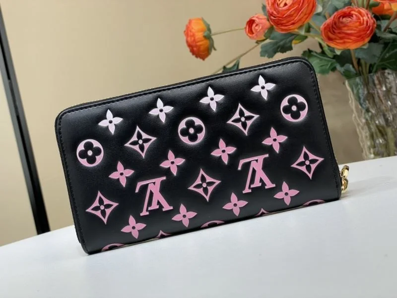 EyeCatching Louis Vuitton Wallets Purse 40231