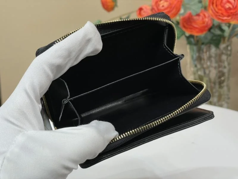 Comfortable Louis Vuitton Wallets Purse 40232