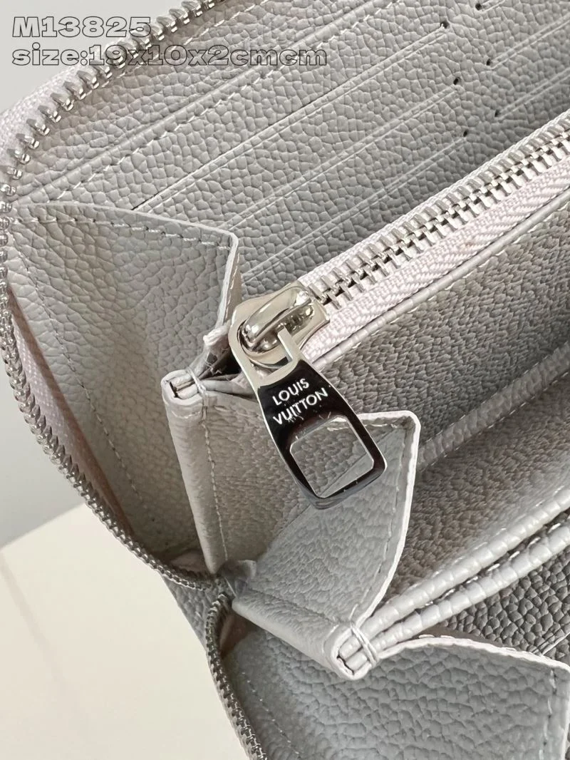 Functional Louis Vuitton Wallets Purse 40215