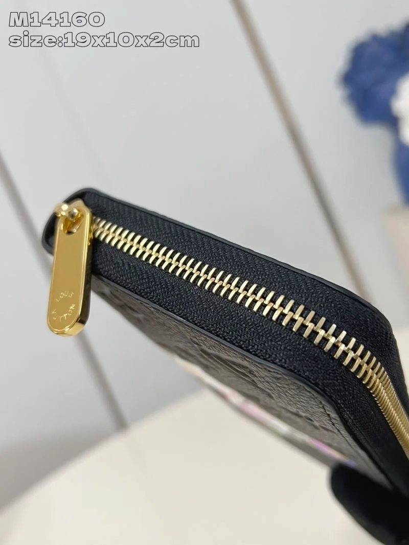 Packable Louis Vuitton Wallets Purse 40218