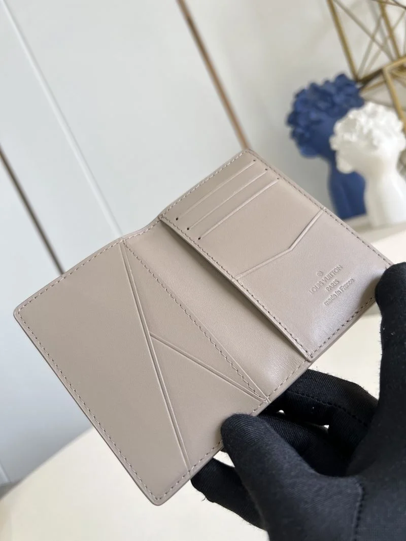 Louis Vuitton Wallets Purse Cozy 40216