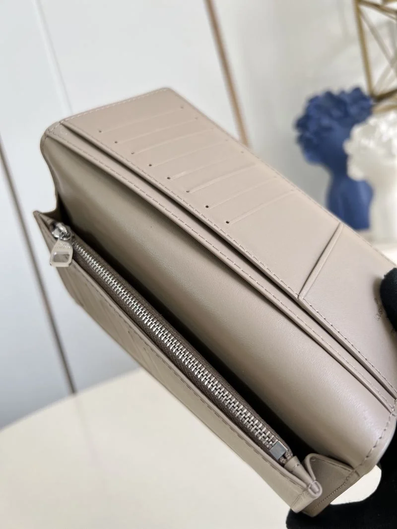 Durable Louis Vuitton Wallets Purse 40214