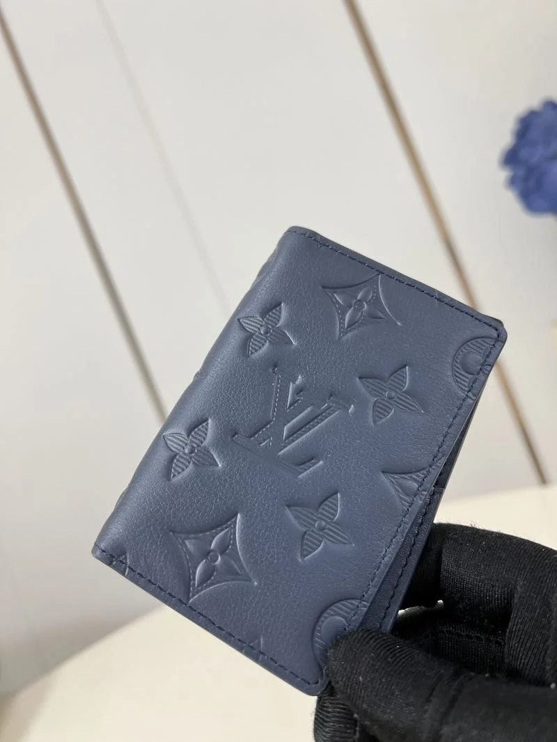 EyeCatching Louis Vuitton Wallets Purse 40239