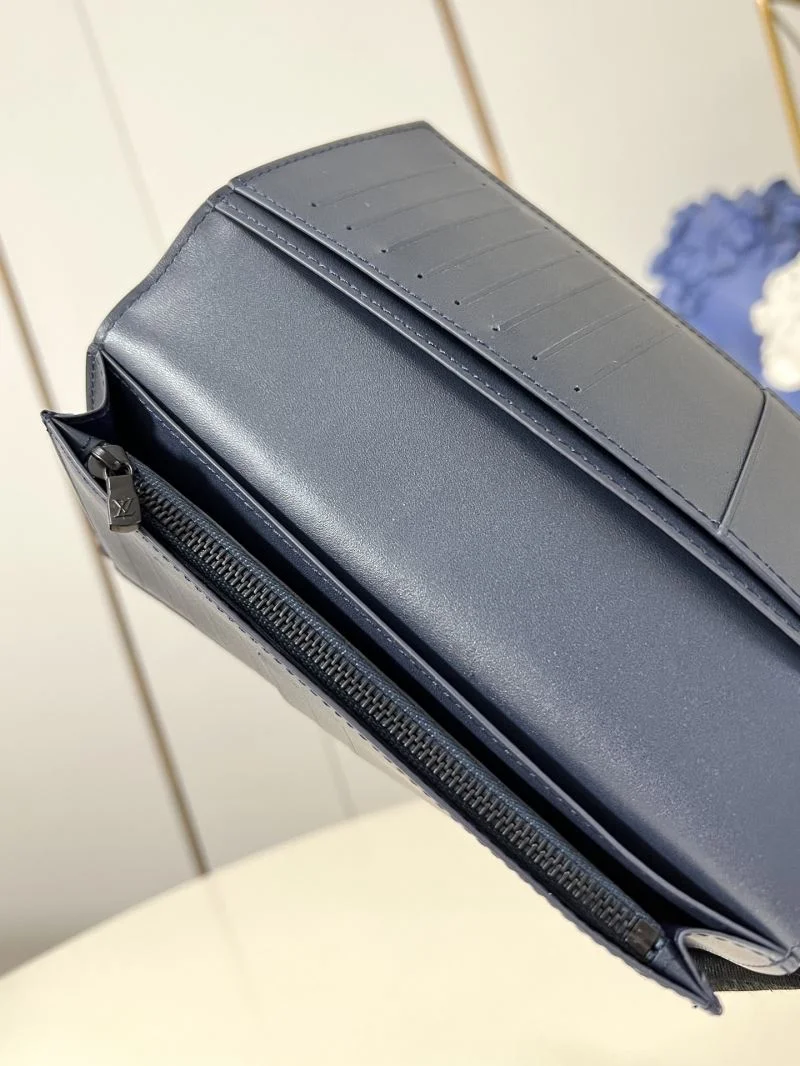 ModernLook Louis Vuitton Wallets Purse 40205