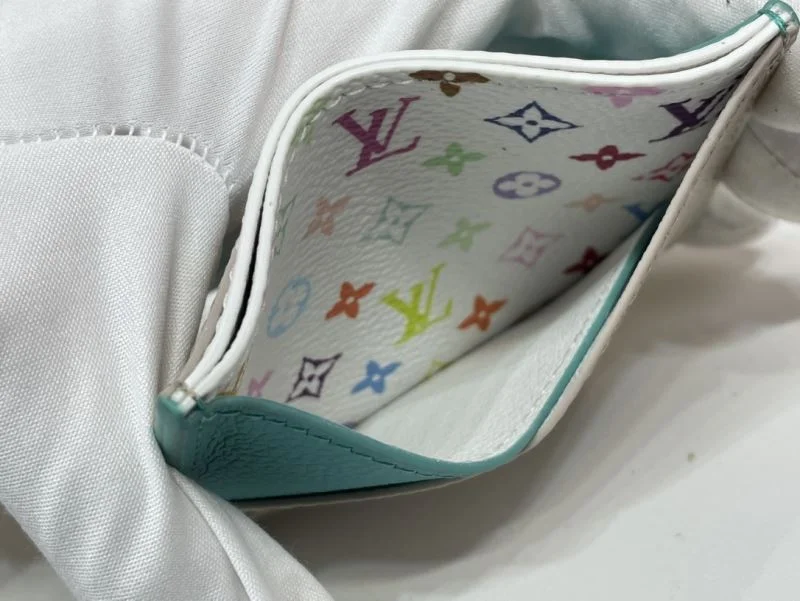 Louis Vuitton Wallets Purse Sporty 40328