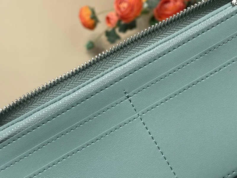 Efficient Louis Vuitton Wallets Purse 40196