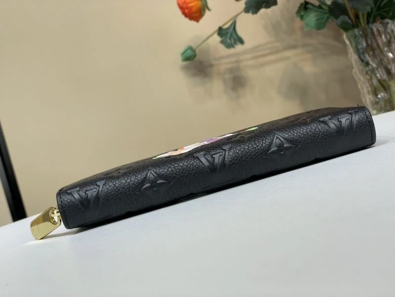 SmoothTexture Louis Vuitton Wallets Purse 40230