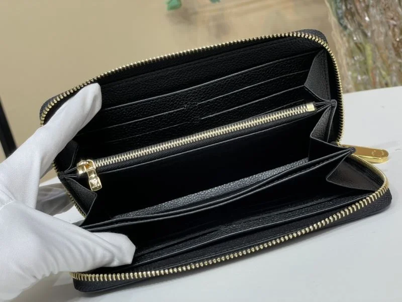 SmoothTexture Louis Vuitton Wallets Purse 40230