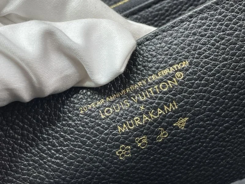 SmoothTexture Louis Vuitton Wallets Purse 40230