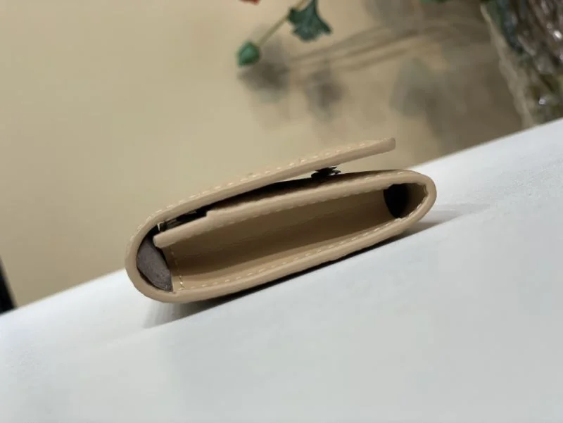 Durable Louis Vuitton Wallets Purse 40194