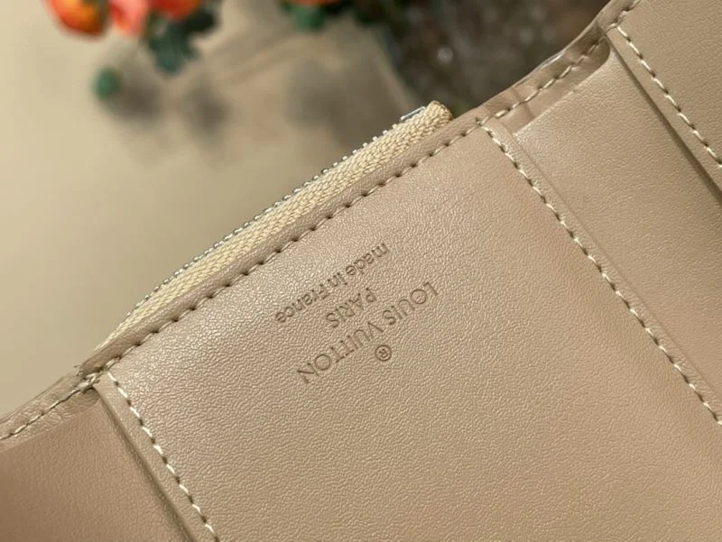 Louis Vuitton Wallets Purse Durable 40190
