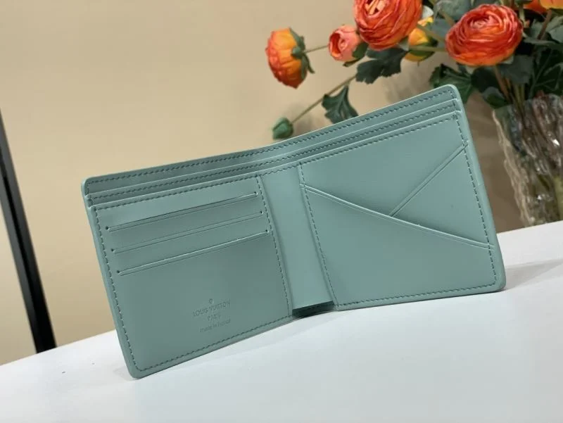 Louis Vuitton Wallets Purse FashionForward 40178