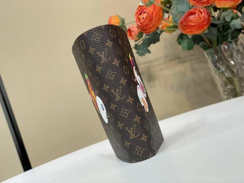 UrbanChic Louis Vuitton Wallets Purse 40170