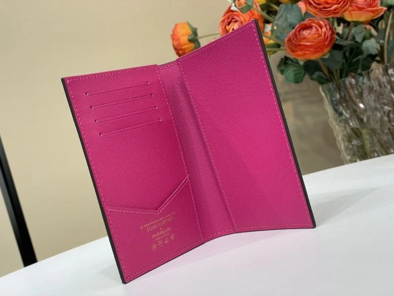 UrbanChic Louis Vuitton Wallets Purse 40170