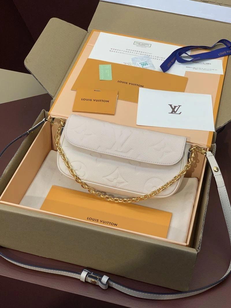 Louis Vuitton Wallets Purse Functional 69250